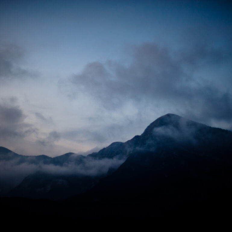 1712 Monte Cuar e Flajel